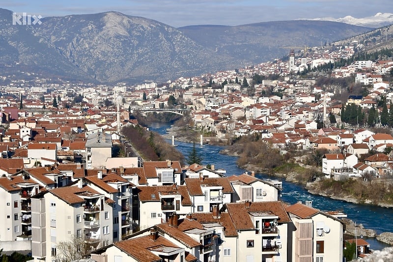 Grad Mostar pomaže mladima da kupe prvu nekretninu sa 100 KM po kvadratu, evo koji su uslovi