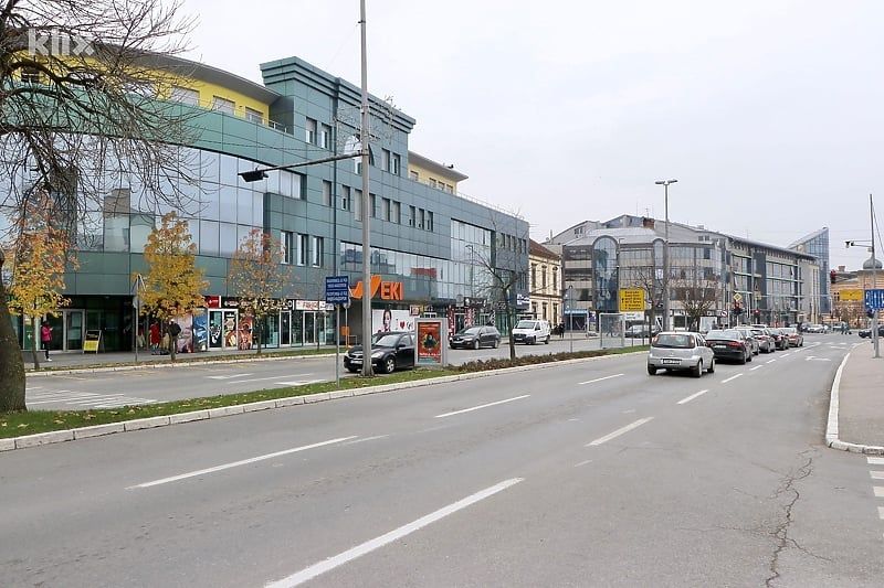 I to je moguće u BiH: Iako nema položen vozački Brčak dužan 42.000 KM za saobraćajne kazne