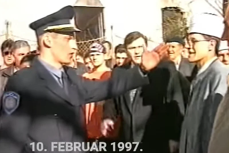 Prošlo je 27 godina od krvavog Bajrama u Mostaru: Odavanje počasti završilo ubistvom