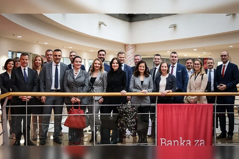 Banke u RS-u potvrdile da poštuju američke sankcije, moguće zatvaranje računa i ATV-a