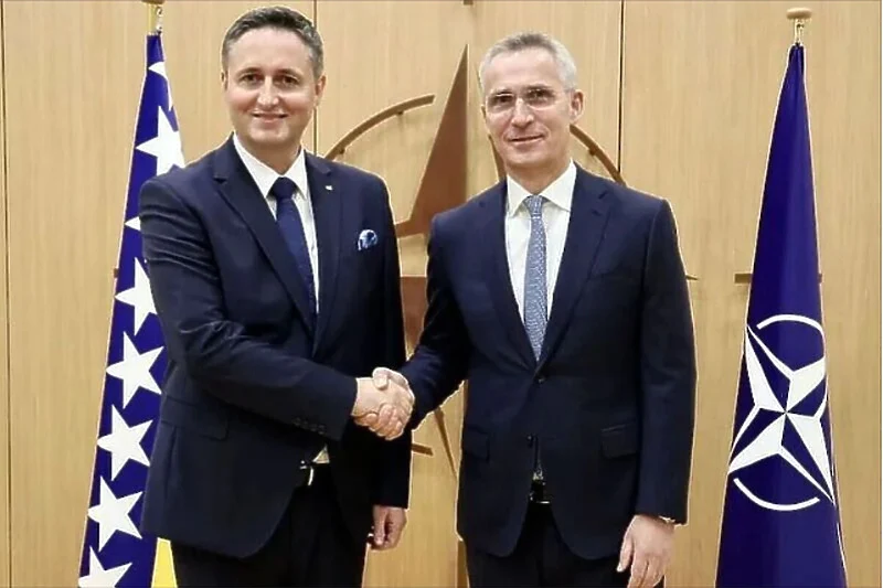 Bećirović pozvao NATO da nam upute poziv za članstvo i da se vrate u vojne baze u BiH