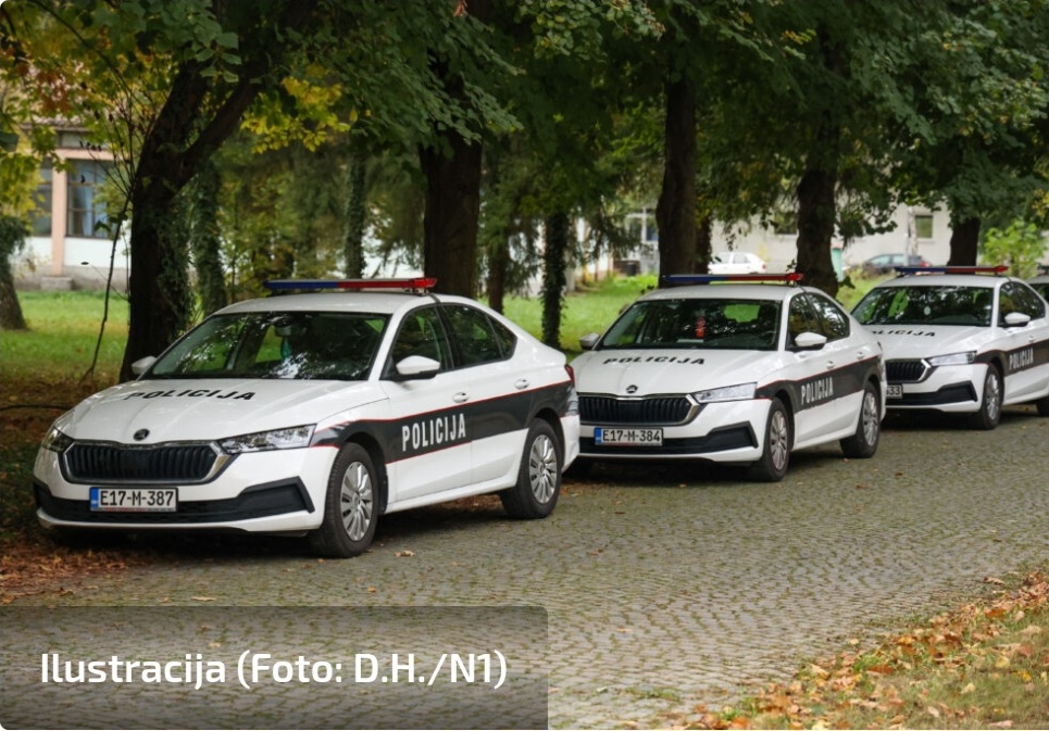 Užas u Tuzli: Pronađena tri tijela u stanu muškarca koji je sinoć izvršio samoubistvo