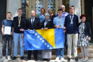 Sarajevski učenici sa Balkanske matematičke olimpijade donijeli srebrenu i dvije bronzane medalje