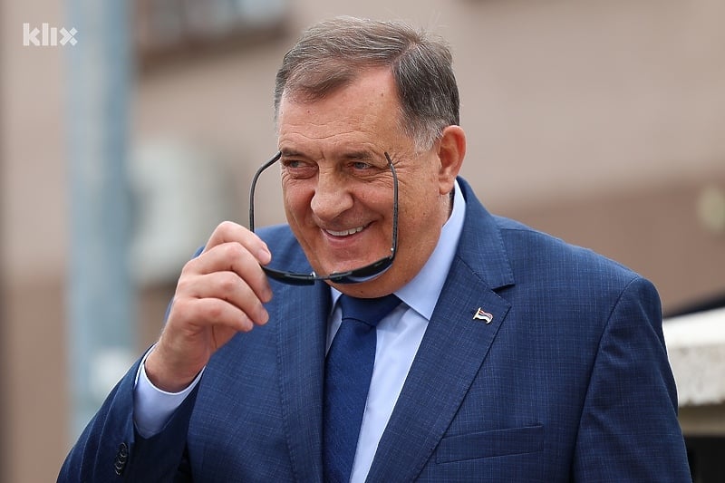 Dodik se povlači: Najavio izbore po Schmidtovim pravilima, "osamostaljenje" RS-a više ne spominje