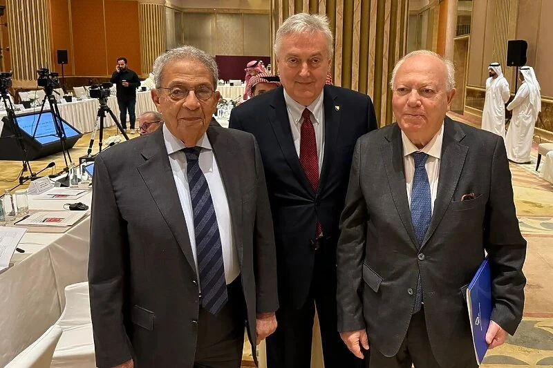 Nastavljaju se diplomatske aktivnosti povodom rezolucije o Srebrenici, u Rijadu obavljen niz sastanaka