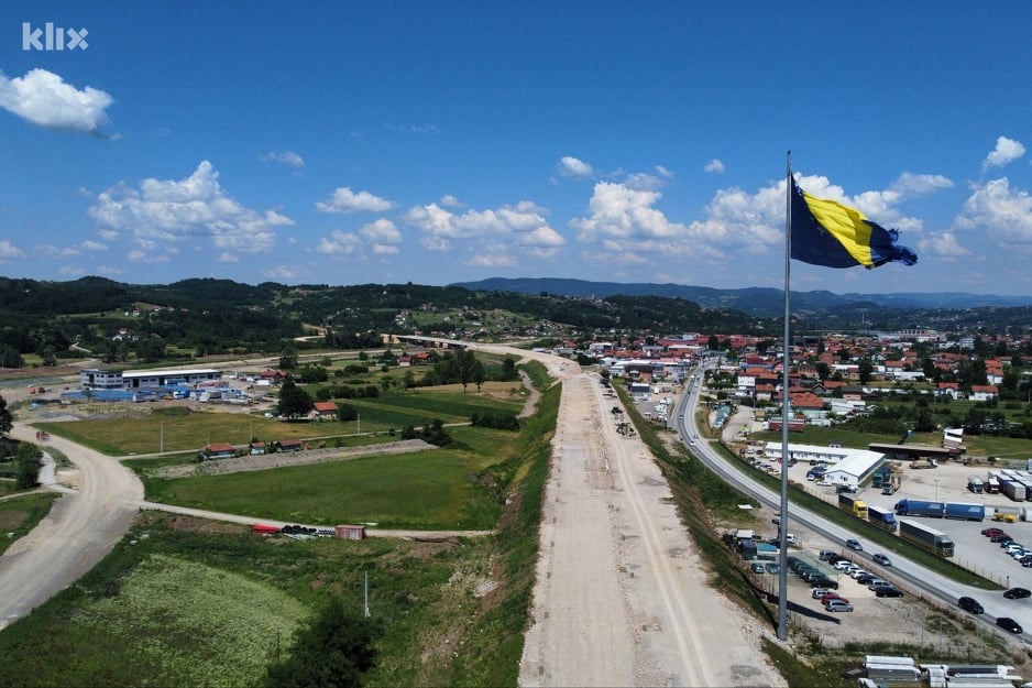 Pogledajte radove na trasi nove žile kucavice privrede BiH kod Tešnja