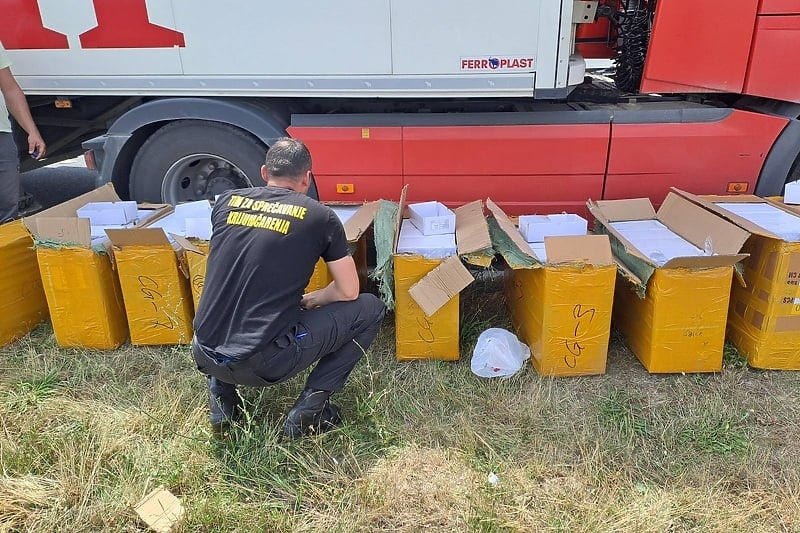 Kod Brčkog spriječen šverc sunčanih naočara u vrijednosti blizu 400.000 KM