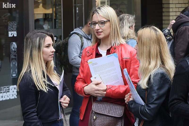 Počinje prvi upisni rok na fakultetima u BiH: Koji su novi smjerovi i šta studente najviše zanima?