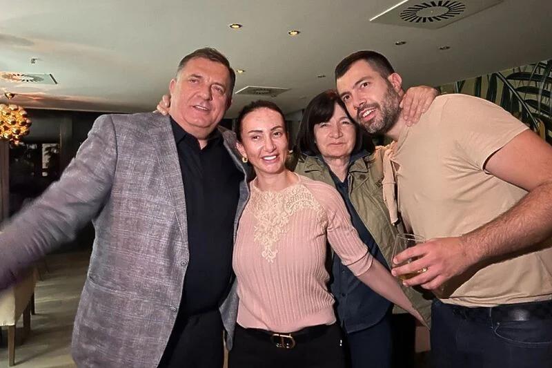 Sankcionisane firme bliske Dodiku na tenderima dobile 512 miliona KM, Crnadak pozvao građane da "progledaju"