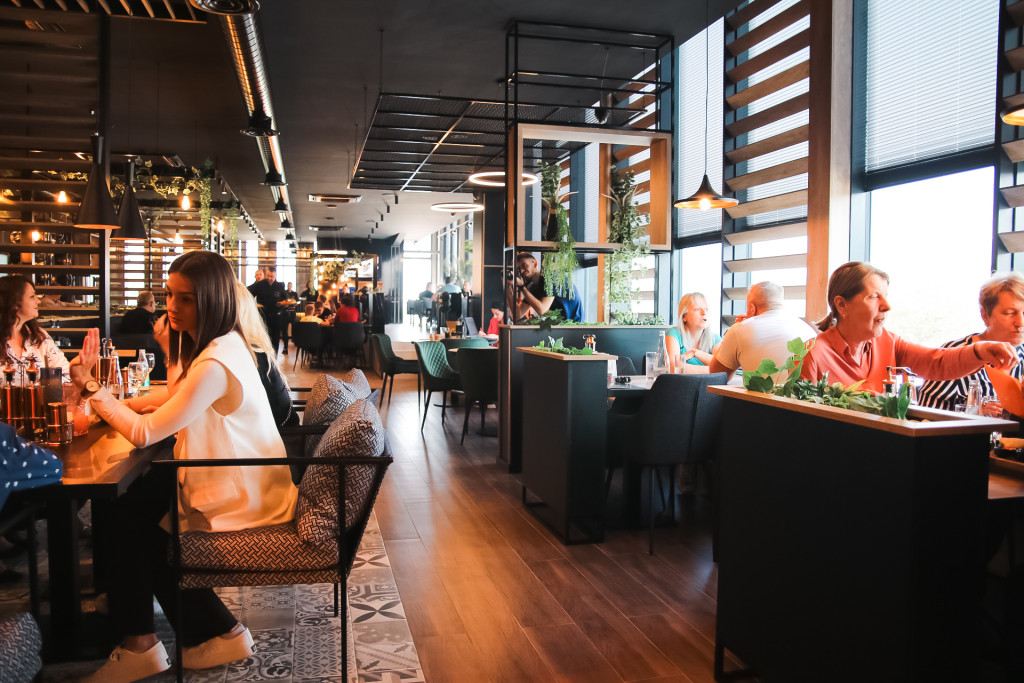 Restoran Family House slavi prvu godišnjicu poslovanja – Uz muziku uživo i piće dobrodošlice! Restoran Family House slavi prvu godišnjicu poslovanja – Uz muziku uživo i piće dobrodošlice!